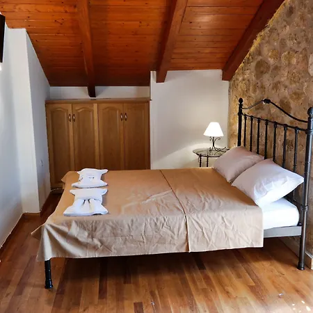 Willa Kalata Katouna