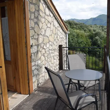 Kalata Willa Katouna