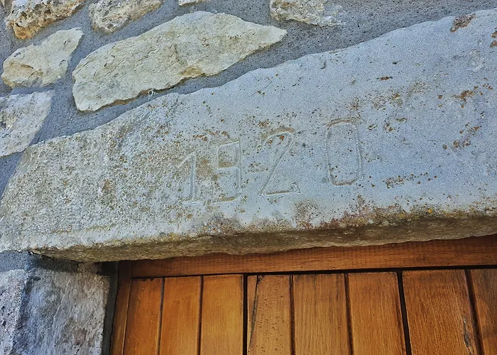 Kalata Βίλα Κατούνα